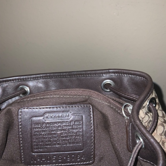 Coach - Picture 6 of 10